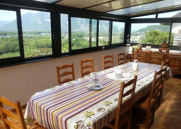 Le Belvue Bed & Breakfast 3*
